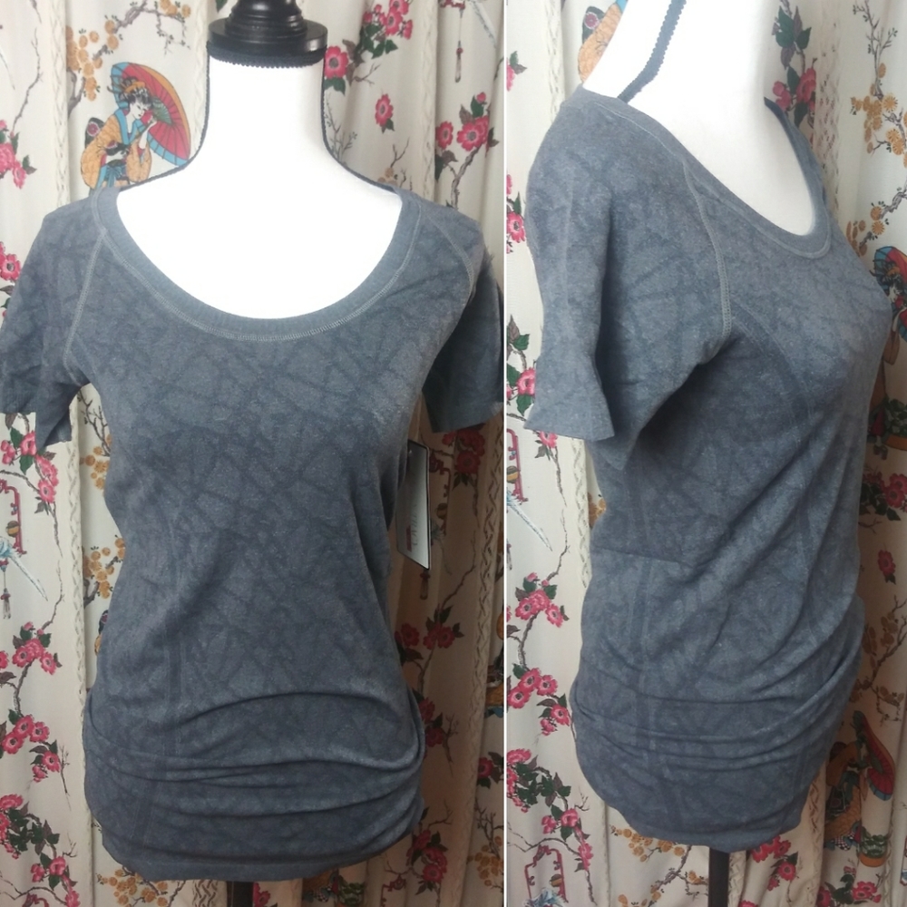 Ellen Tracy Active Heather Grey Athletic T-Shirt